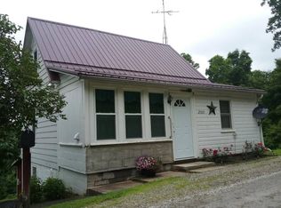 25765 Ginger Rd, Freeport, OH 43973