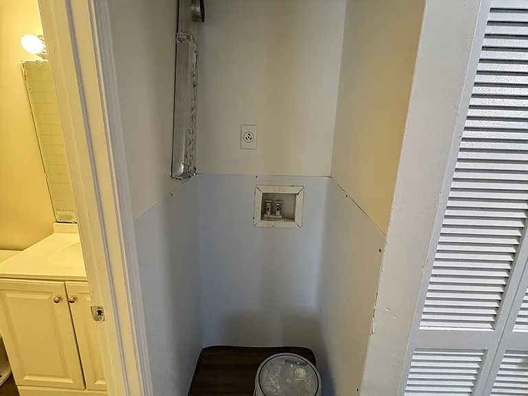 1135 S 2nd St #102 — Photo 5