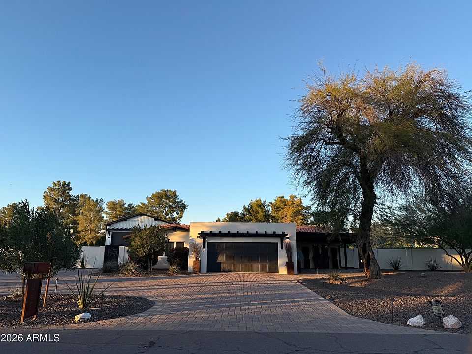 1st image of 10952 E VILLA PARK Street