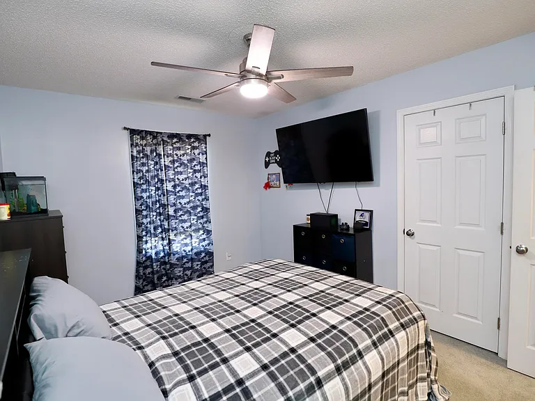 4370 Excursion Dr — Photo 31