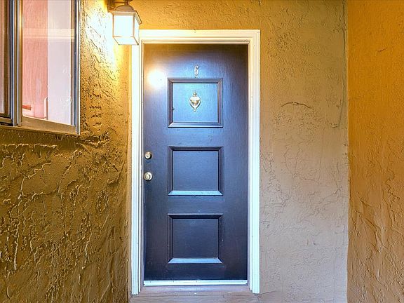 3rd image of 420 Alberto Way Unit 6