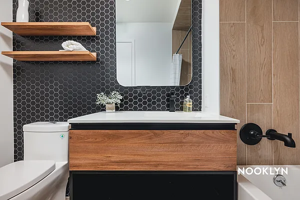 Rented by Nooklyn NYC LLC | media 18