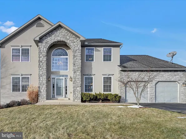 3040 Ridgeview Dr, Orwigsburg, PA 17961