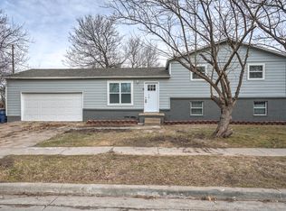 10115 E 21st Pl, Tulsa, OK 74129