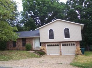 12140 Southridge Dr, Little Rock, AR 72212