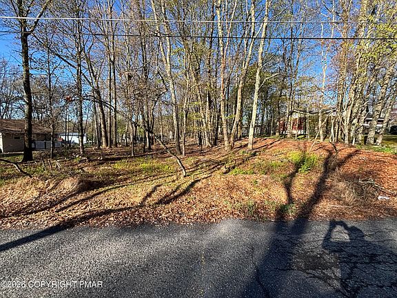 3rd image of LOT 71 Kittatinny Dr