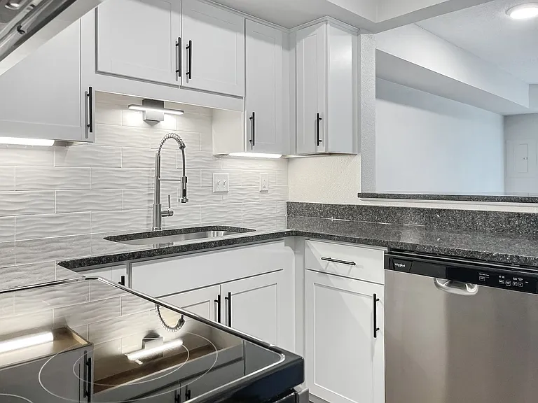 Woodlane Place Townhomes — Photo 23