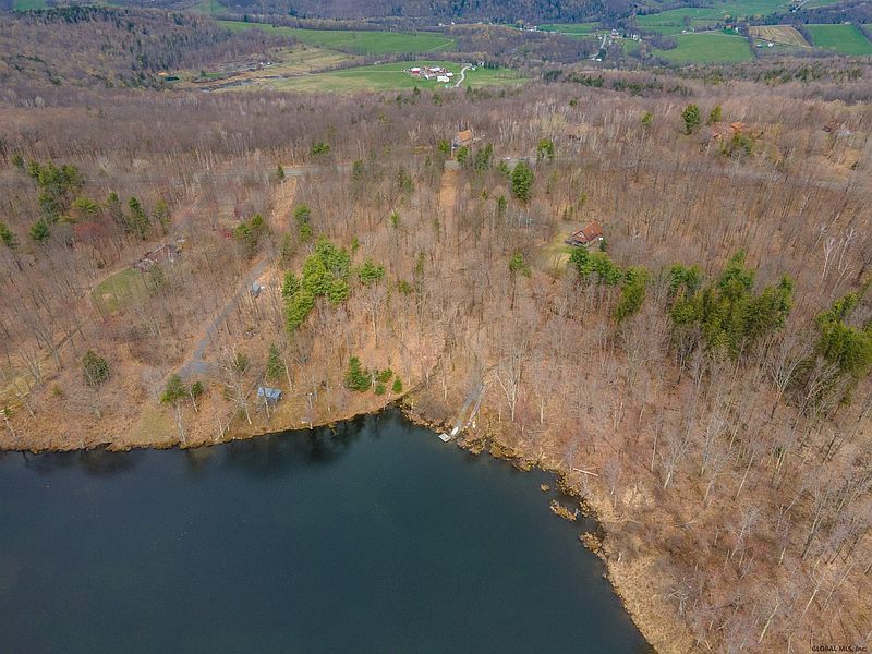 2nd image of 525 ROSSMAN VALLEY Road