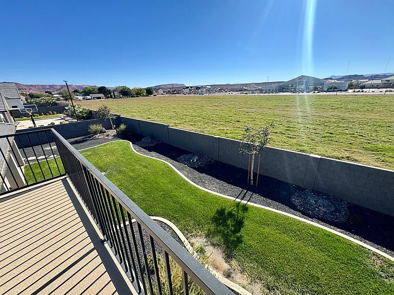 3134 E Blue Heron Dr — Photo 35