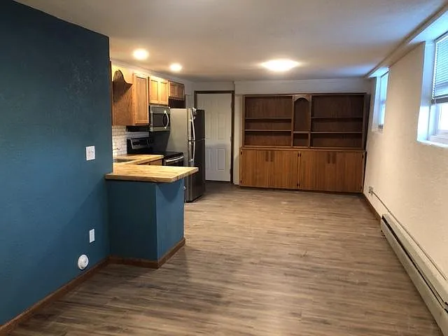 402 Fairview Ave — Photo 4