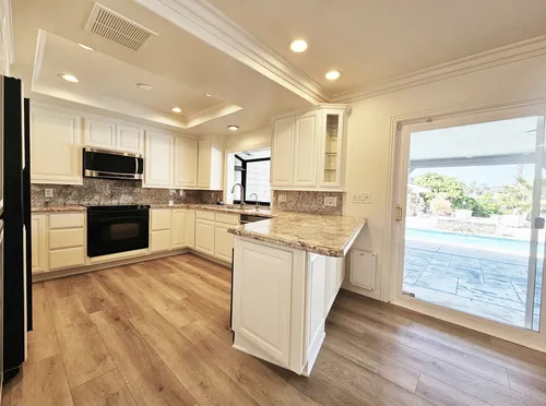 24120 Cruise Circle Dr Photo 1