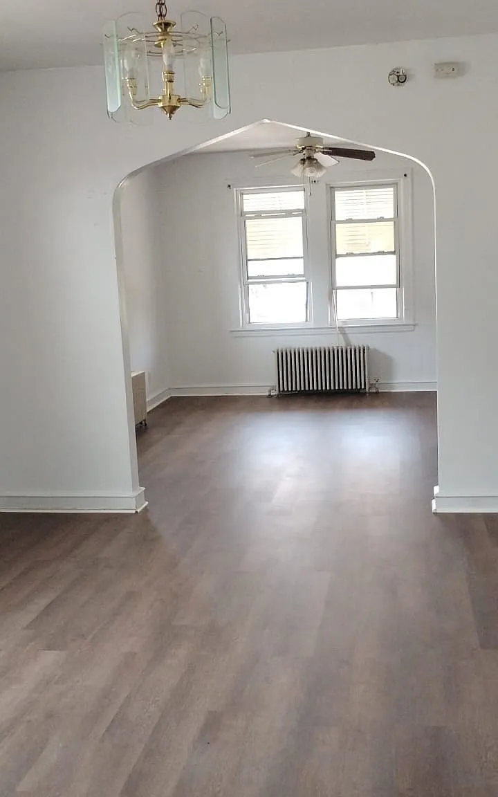 3 bed, 1120 sqft, $1,280 — Photo 1