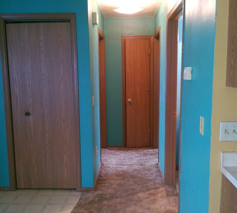 5th image of 1112 N Johns St