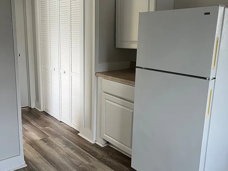 125 Main St #1 — Photo 5