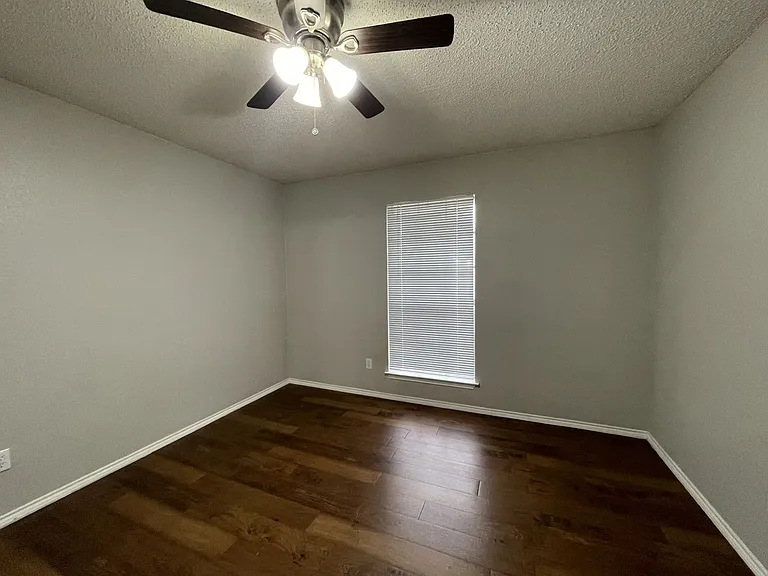 2503 Indigo Ln — Photo 7