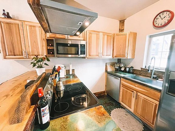 3rd image of 165 Speedway Ave #1