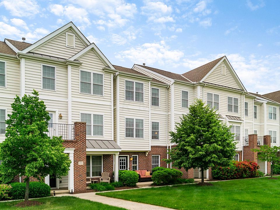 1st image of 5994 Woodshire Dr