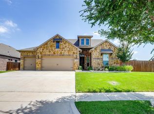 601 Mangrove Trl, Saginaw, TX 76131