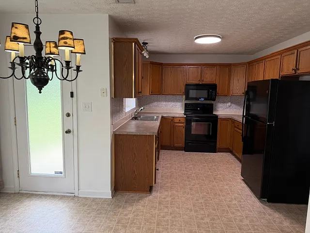 4707 Bay Cove Ct — Photo 7