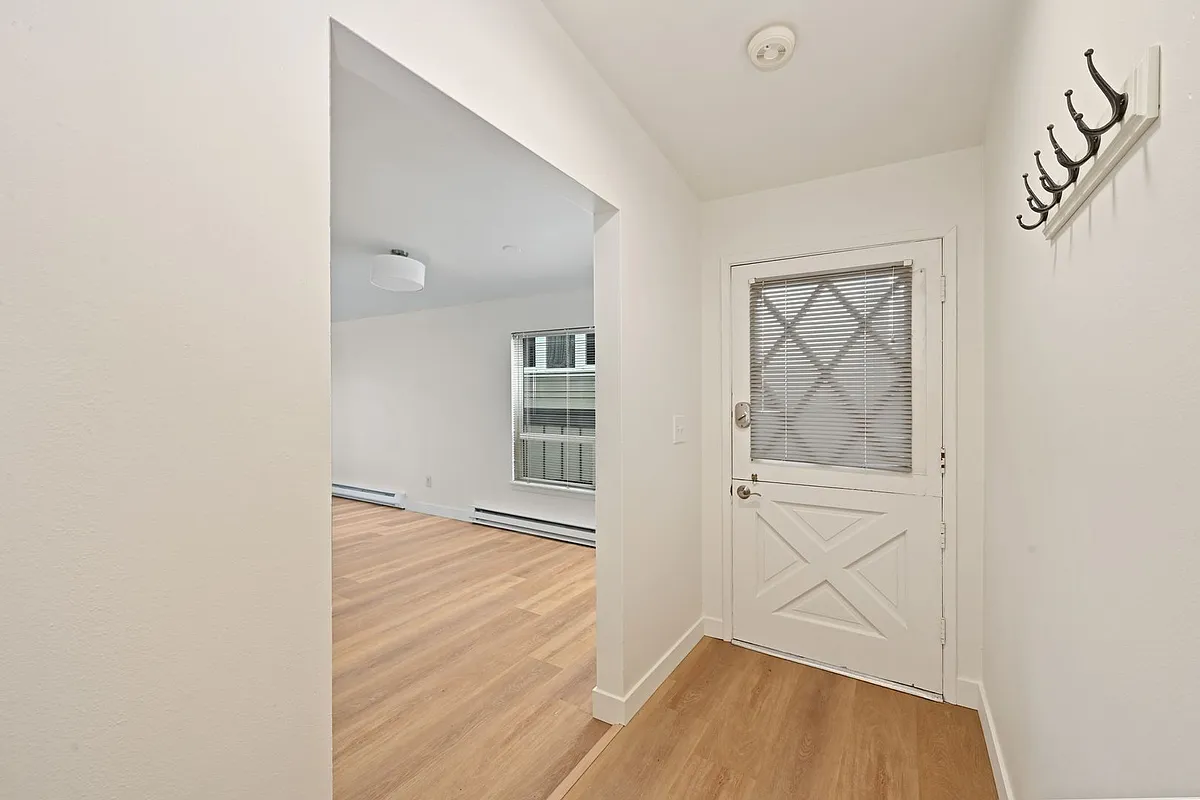 Building Photo - Magnolia Quadplex