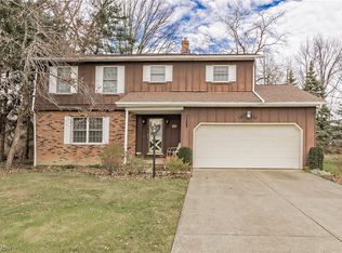 7305 Farnham Dr, Mentor, OH 44060