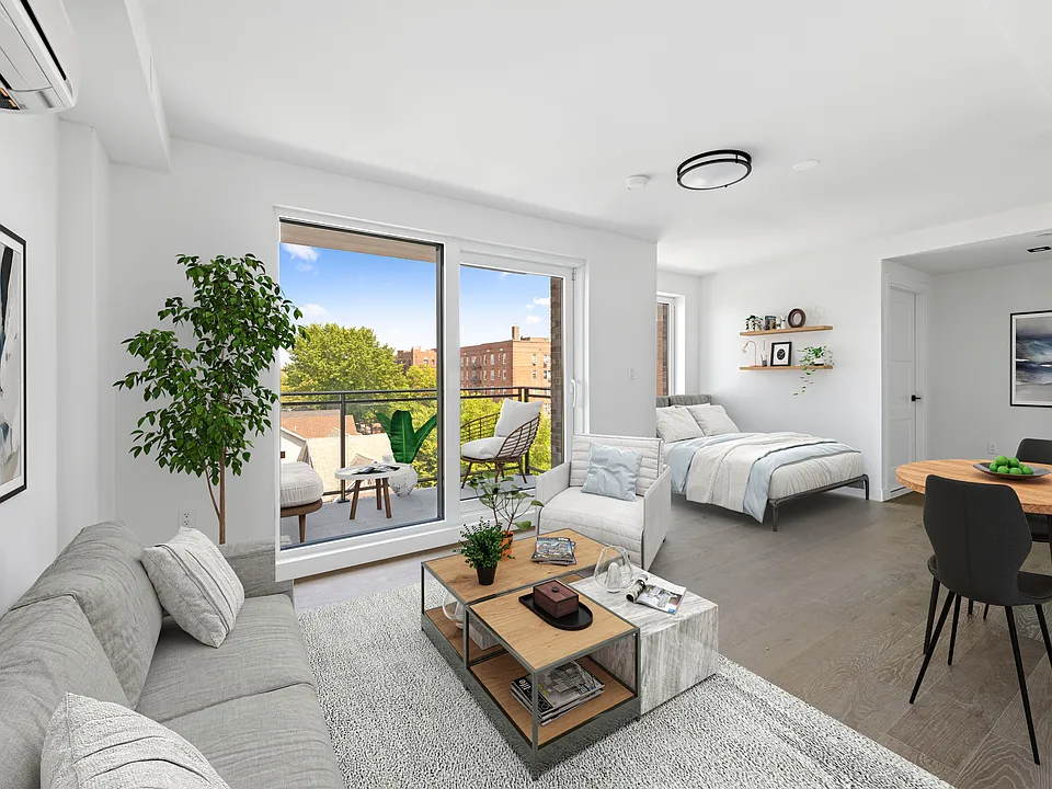 623 Avenue H #6C
