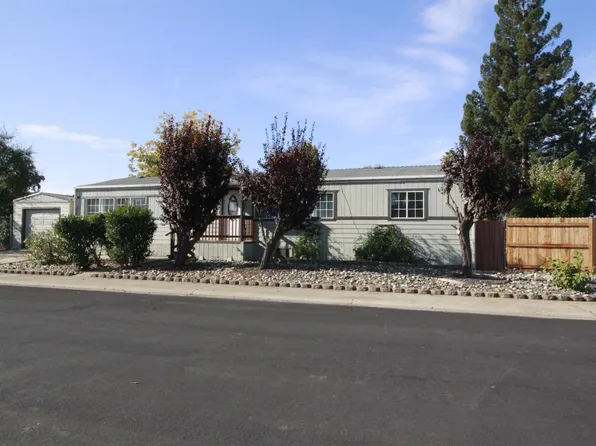 100 Cherri Lynn Ave, Rio Linda, CA 95673