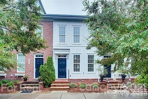 9806 Longstone Ln Photo 1
