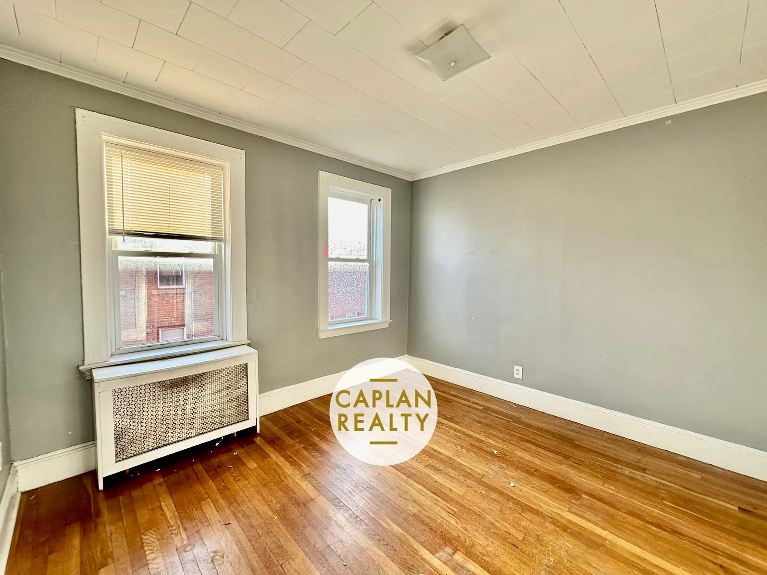 3 bed, 1300 sqft, $2,495 — Photo 2