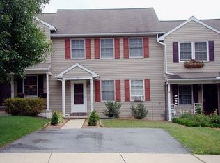 47 Park View Dr, Reinholds, PA
