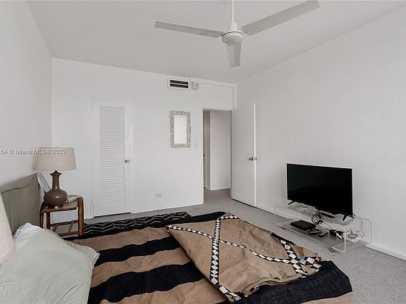 5th image of 3 Island Ave APT 4G