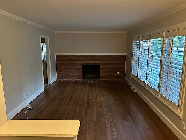 1945 Sandhurst Dr — Photo 5
