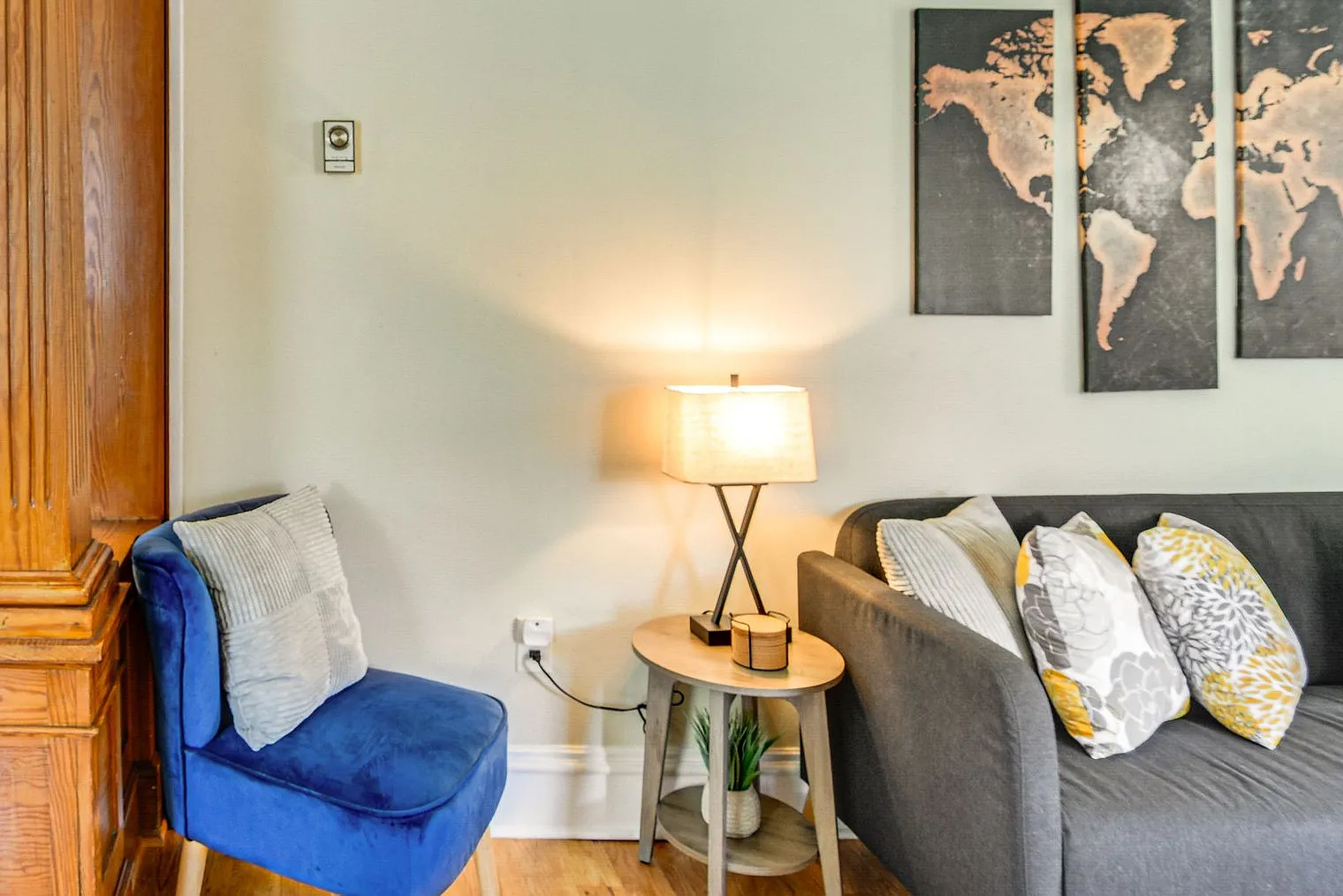 2 bed, 1.0 bath, 667 sqft, $2,548 — Photo 3