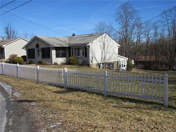 4th image of 22 Williams Ave