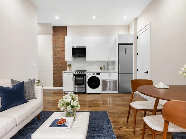 122 W 20th St #3A, New York, NY 10011