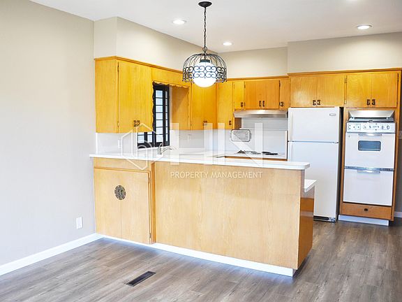 5th image of 31082 Vallejo St