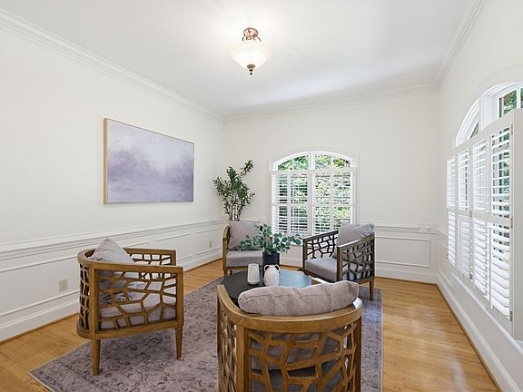 3rd image of 6117 Weobley Ln