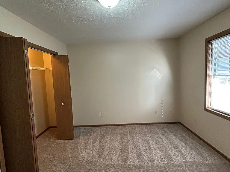 The Gables Apartments — Photo 26