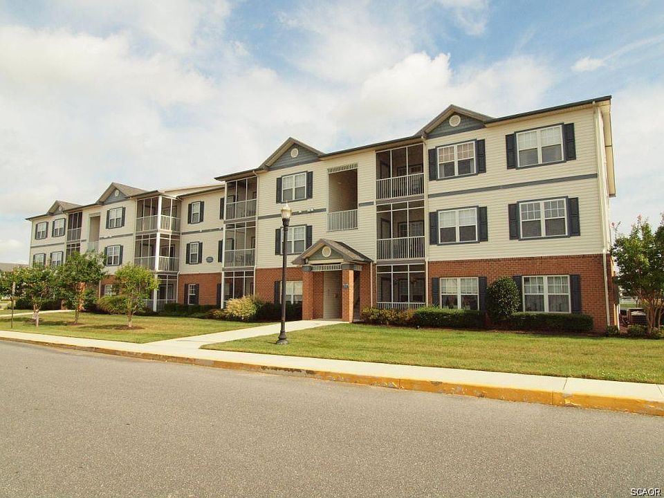 1st image of 17054 N Brandt St Unit 1305