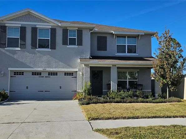 1220 Tahitian Sunrise Dr, Plant City, FL 33565