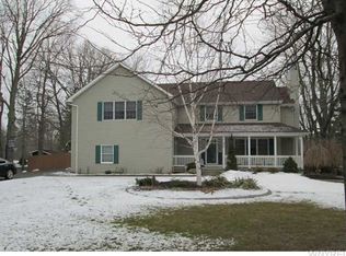 7215 Schultz Rd, North Tonawanda, NY 14120