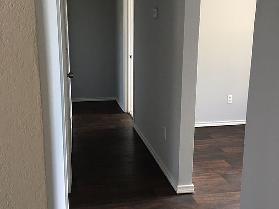 4th image of 6499 La Grange Dr