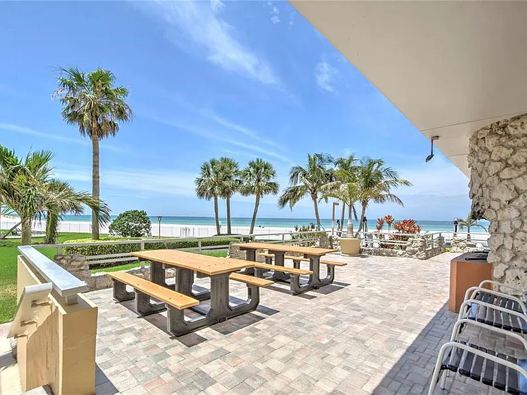 17920 Gulf Blvd #2008 — Photo 32