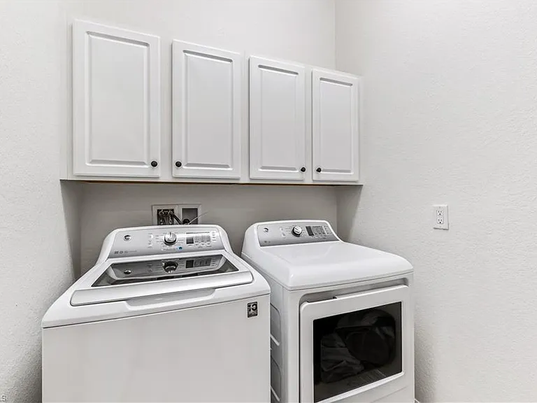 28111 Wicklow Ct — Photo 20