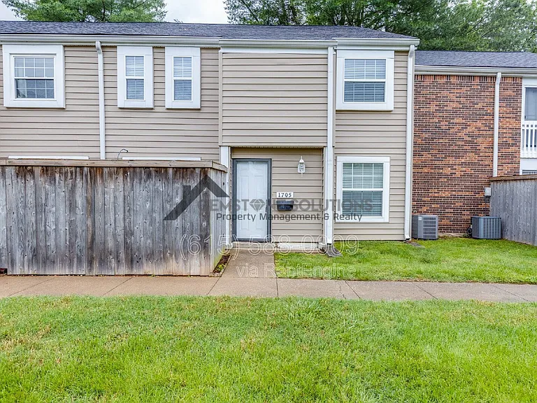 1705 Granville Rd — Photo 1