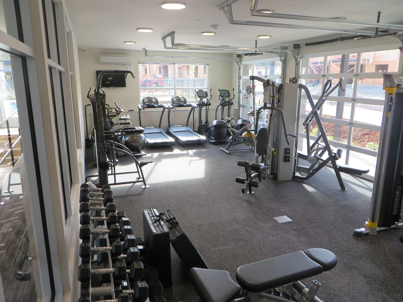 Park77 Apartments — Photo 4