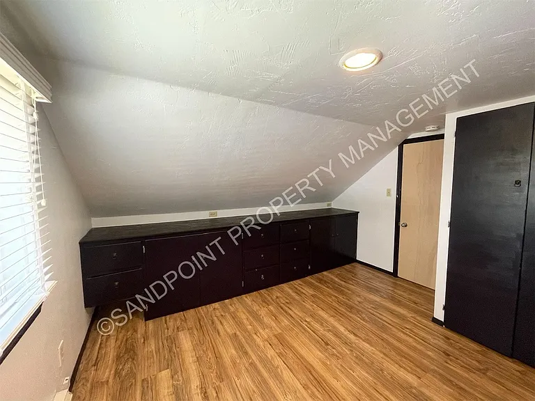 1021 N Florence Ave #A — Photo 9