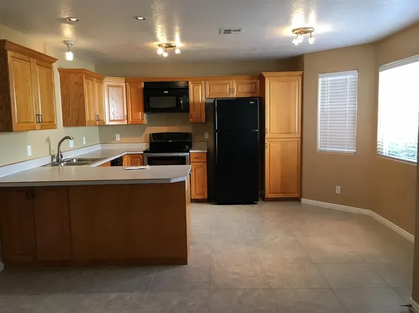 1306 W Indian Hills Dr #6, Saint George, UT 84770