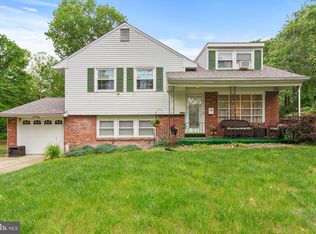 2301 N Cuthbert Dr, Lindenwold, NJ 08021