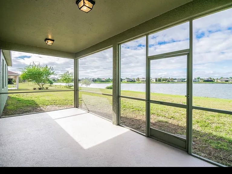 5447 Sandy Shell Dr — Photo 14